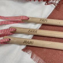 Cargar imagen en el visor de la galería, Bastó Tió Nadal personalitzable