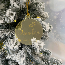 Cargar imagen en el visor de la galería, Bola espejo personalizada modelo MUÉRDAGO