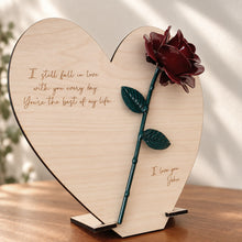 Cargar imagen en el visor de la galería, Corazón con rosa forjada, madera clara
