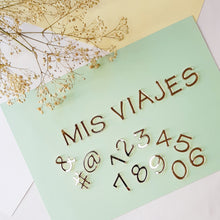 Cargar imagen en el visor de la galería, Letras metacrilato espejo oro pack 2 unidades