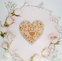 Cargar imagen en el visor de la galería, Recordatorio / Marcasitio modelo CORAZÓN COMUNIÓN