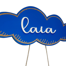 Cargar imagen en el visor de la galería, Soñar entre nubes - Modelo NIÑA PINTADA Nombre relieve